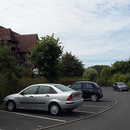 Ferienwohnung Les Manoirs Deauville Exterior foto