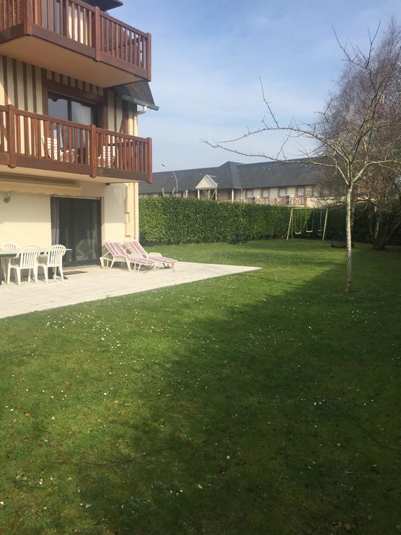 Ferienwohnung Les Manoirs Deauville Exterior foto